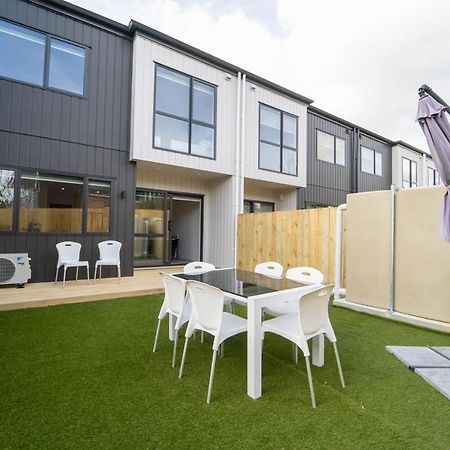 Modern Sunnyhills Town House Villa โอ๊คแลนด์ ภายนอก รูปภาพ